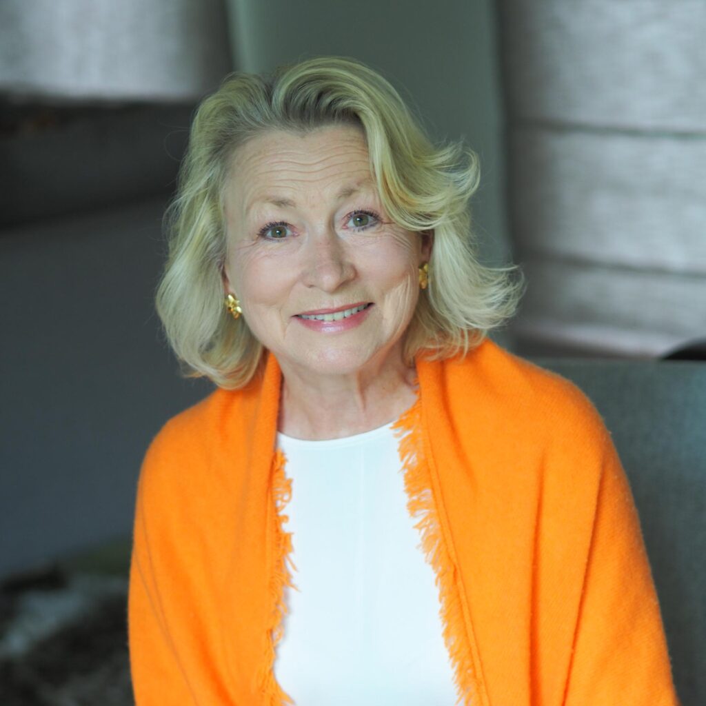 Decorative image of Dr. Beate Brenner 4